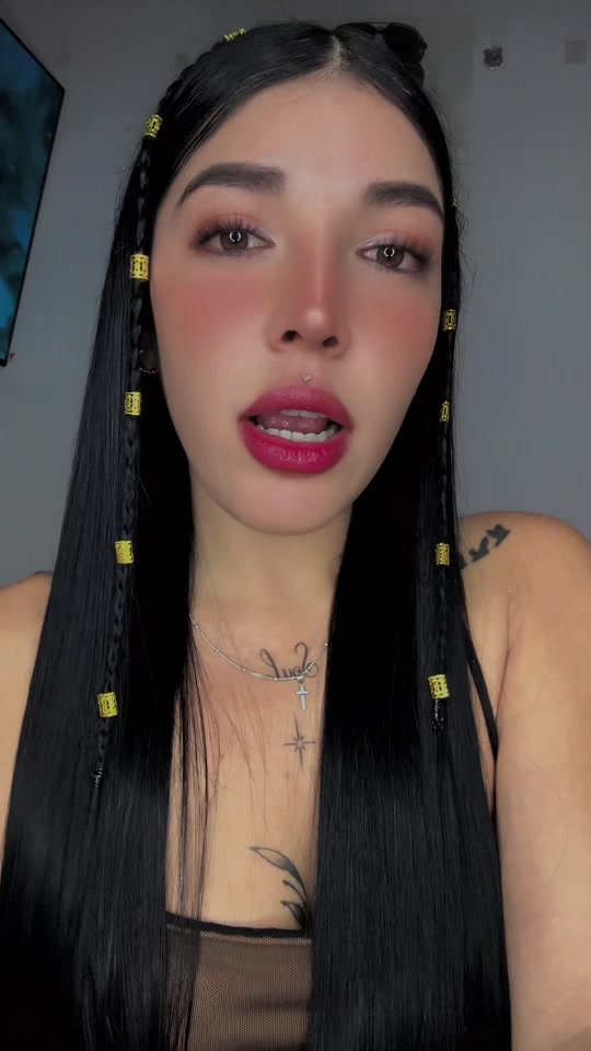 @Maria Alzate