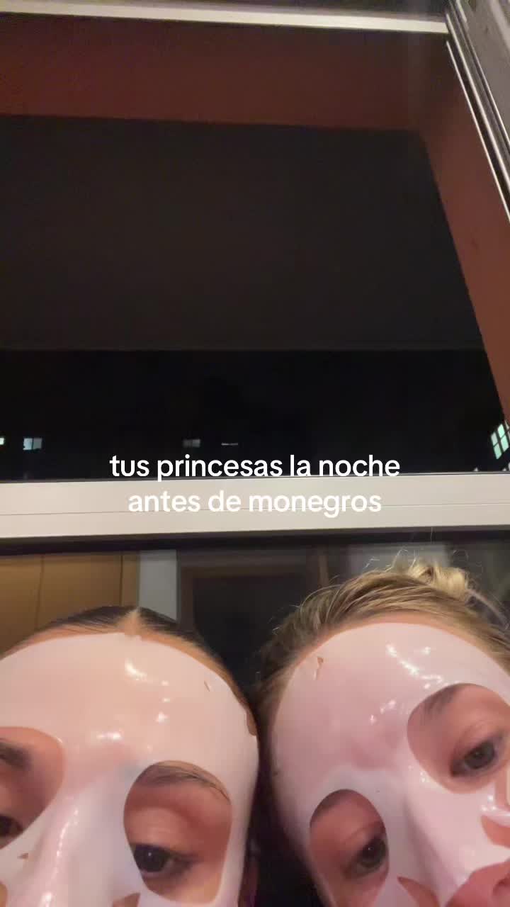 @Alba Quiñones