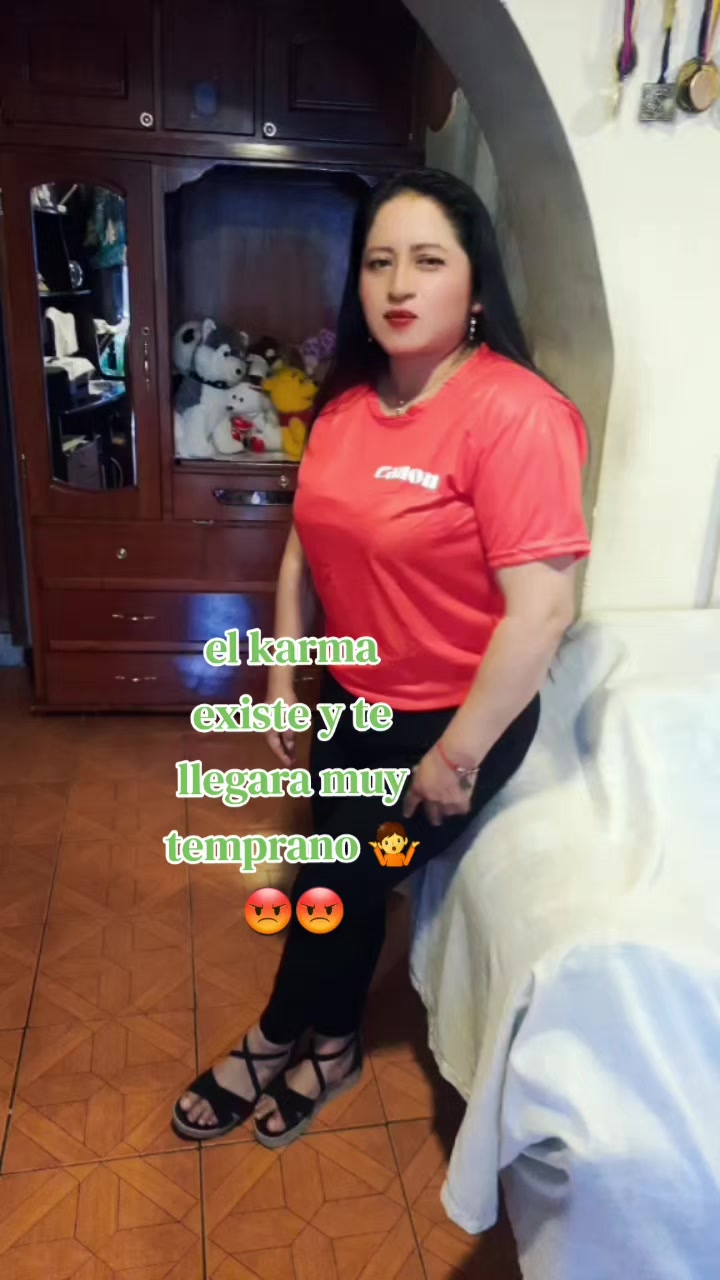 @🌌🐈💜Elvia Toaquiza👸🧿