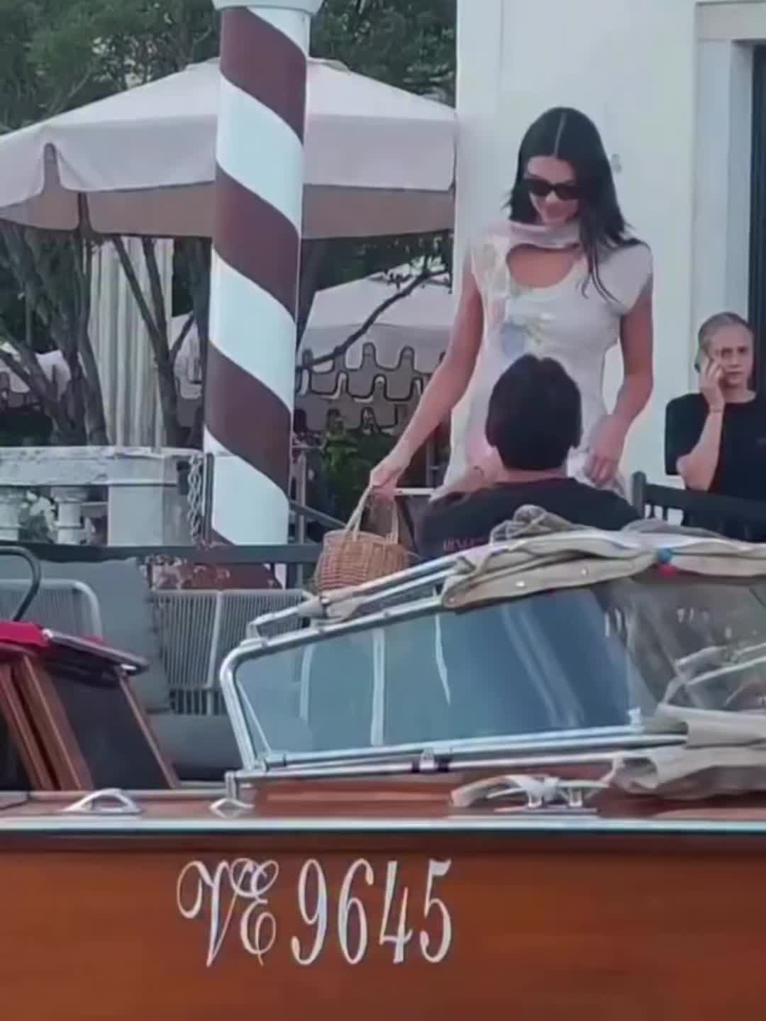 @K