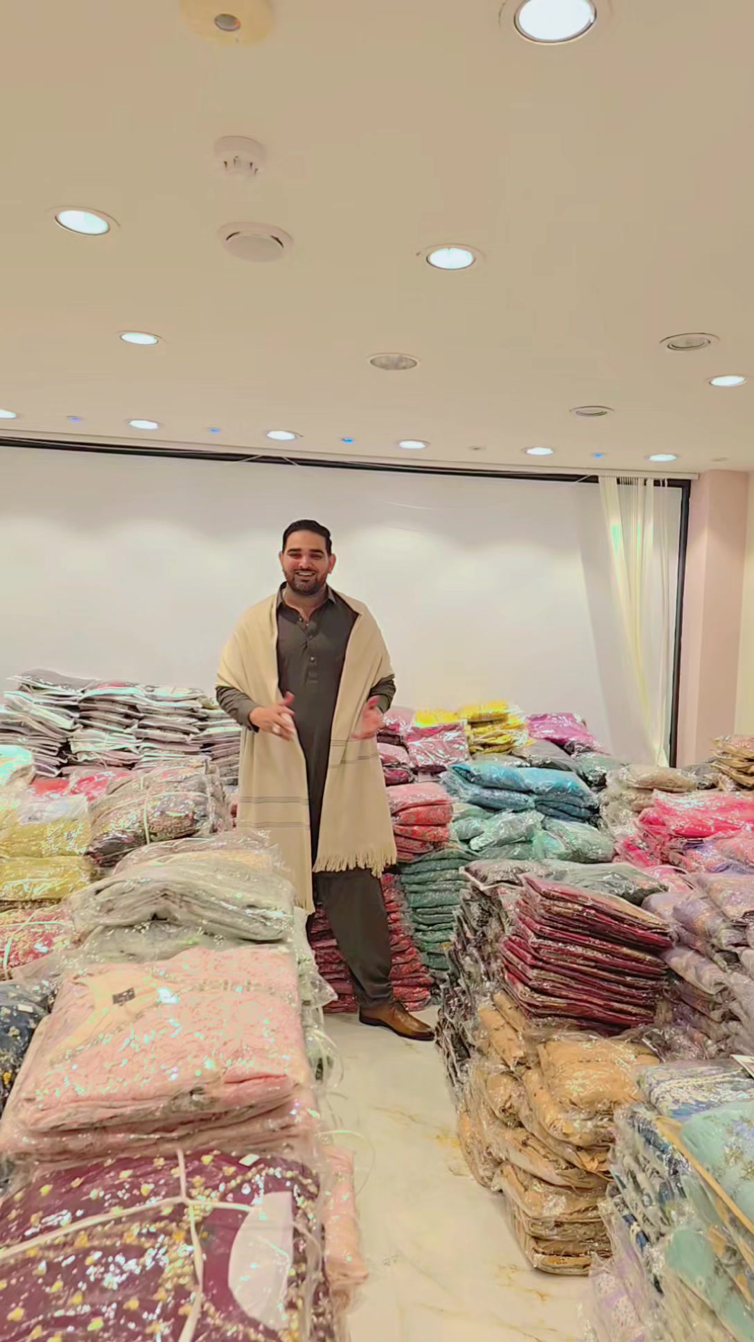 @ELEGANT BRANDS FARID