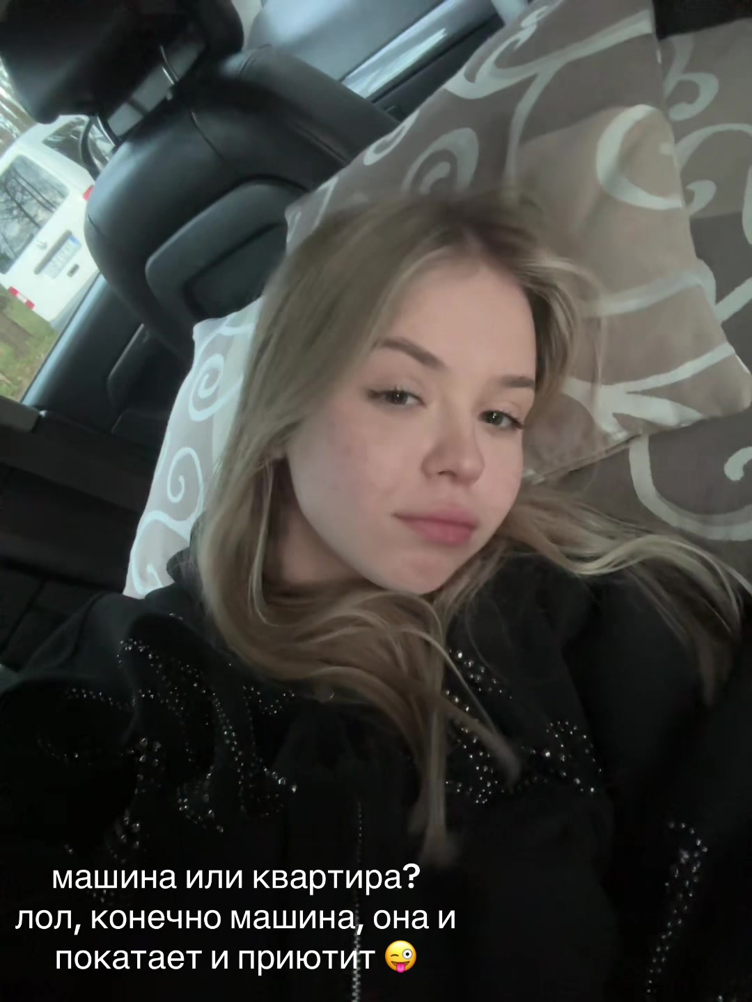 @poli.