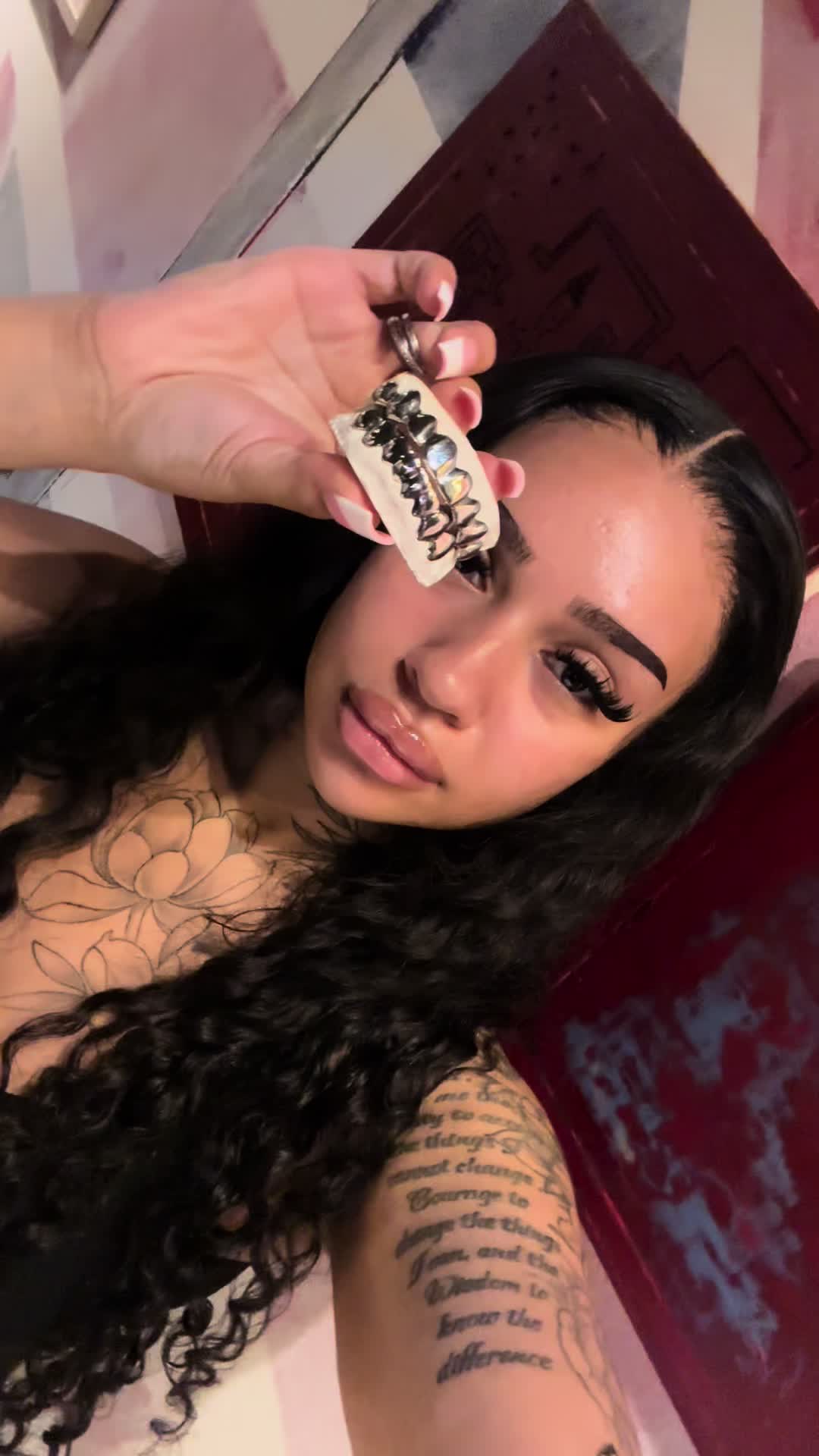 @sonderwrld 💎🦷