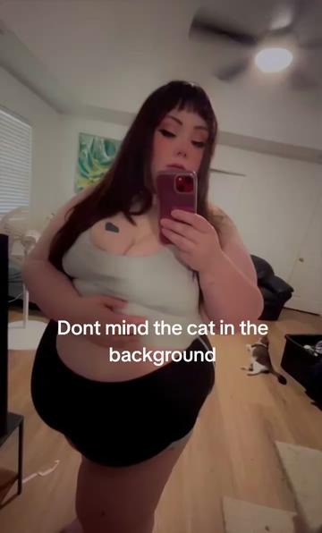 @Ella_Eats