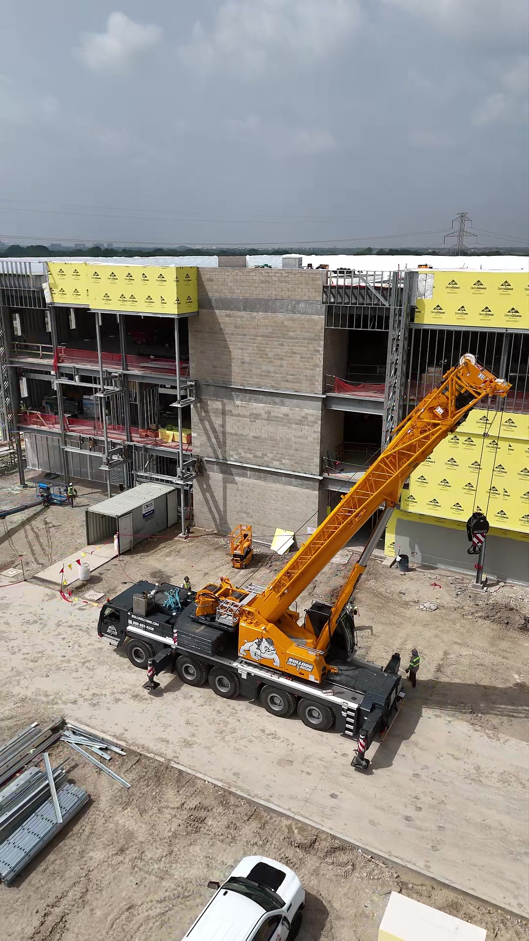 @Bulldog Crane & Rigging