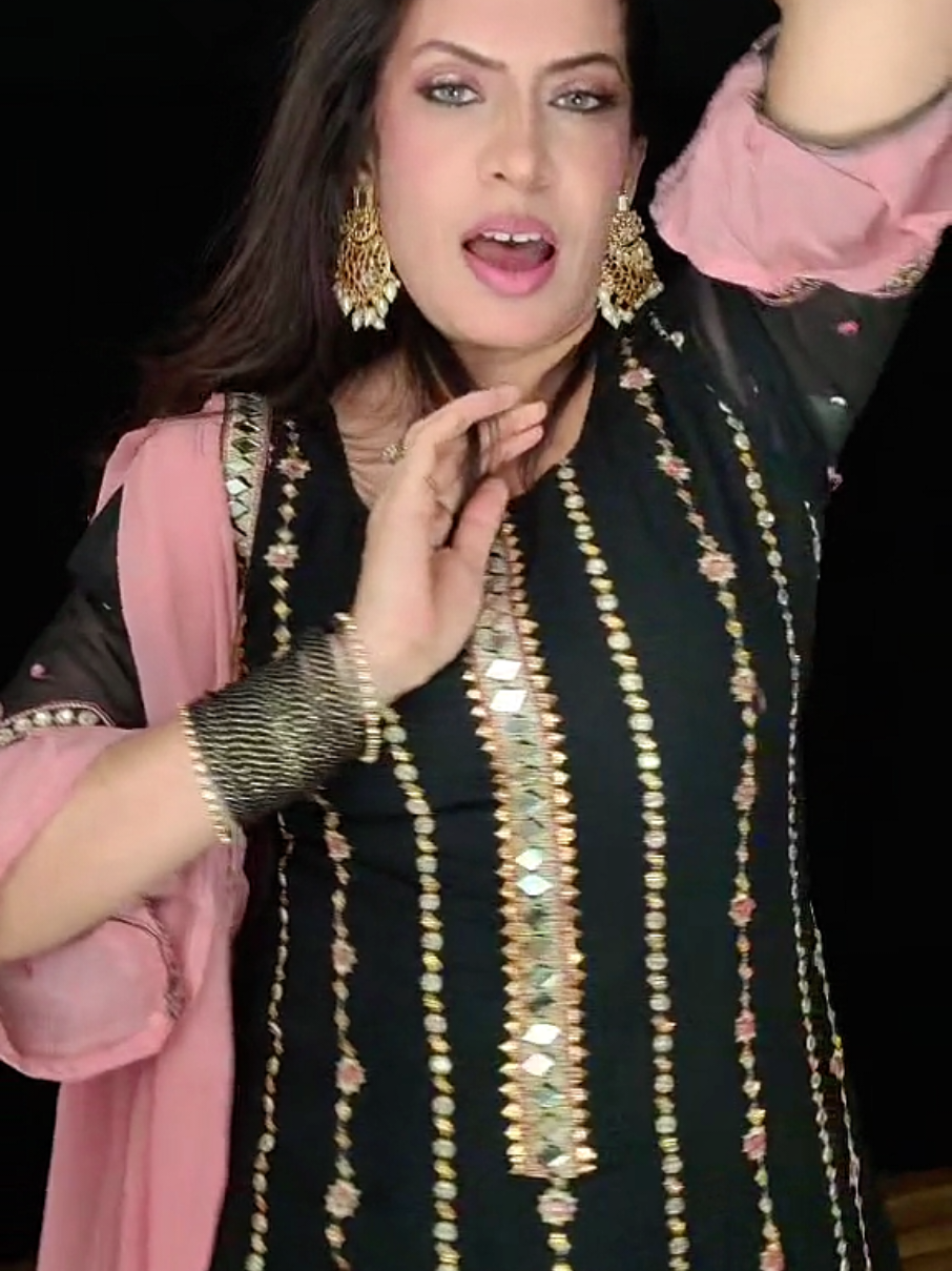 @Saaakshi
