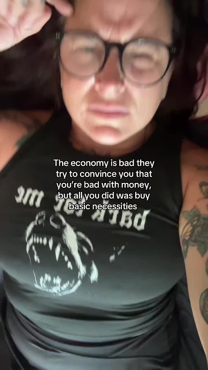 @oncearollerskatingbabe