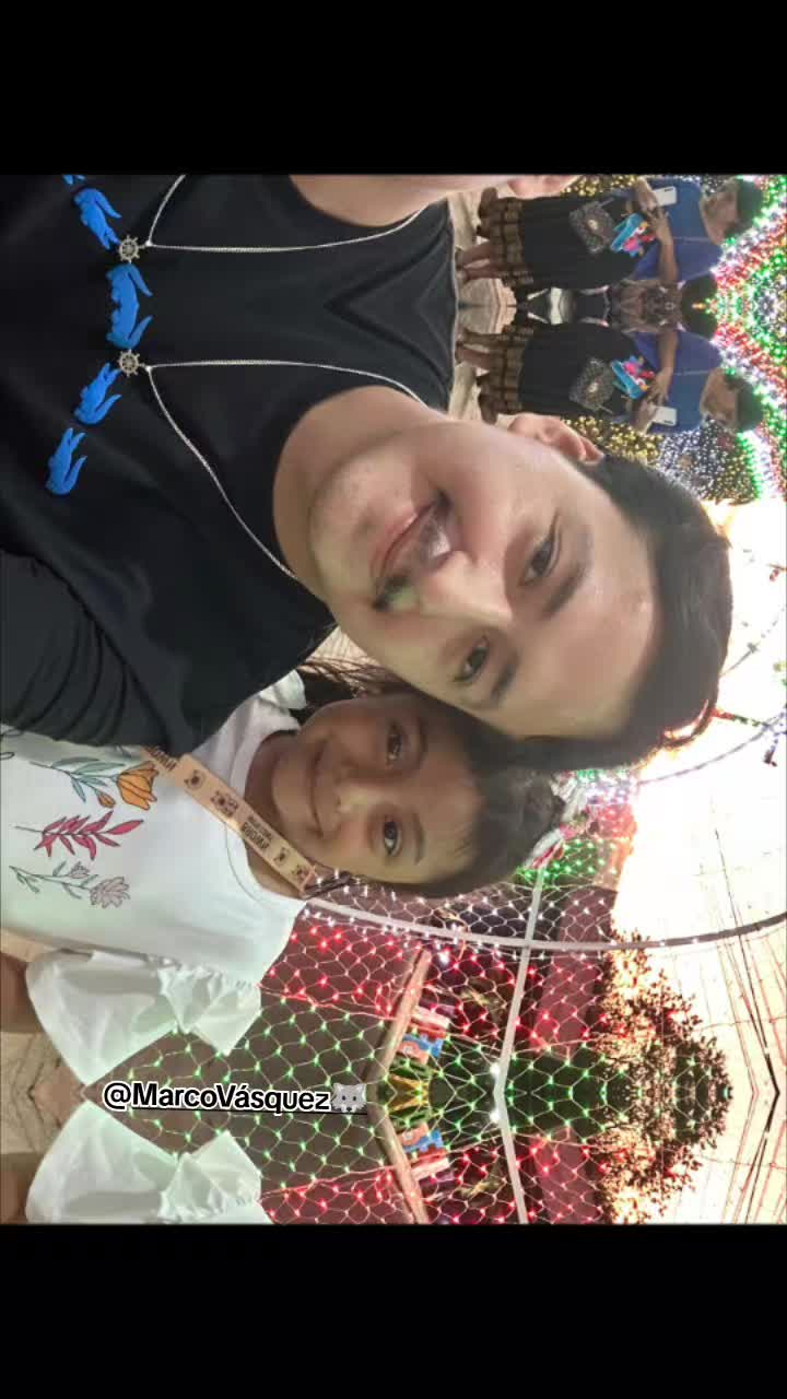 @Mam&aacute; de Mona🙉 y Rosita🌹
