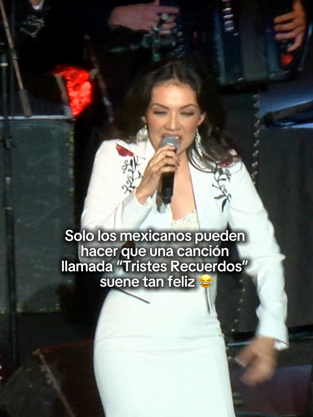 @Lupita Infante