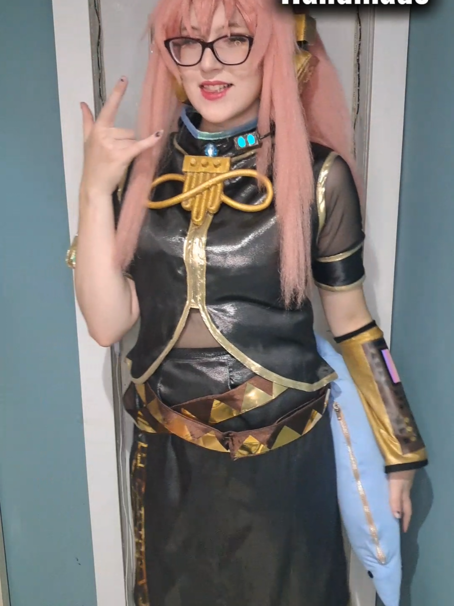 @★ 𝕁𝕠𝕖 ℂ𝕠𝕤𝕡𝕝𝕒𝕪𝕤 ★
