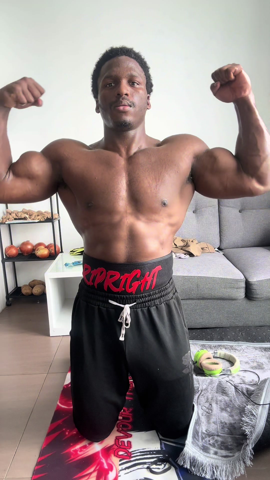 @Muscleboii