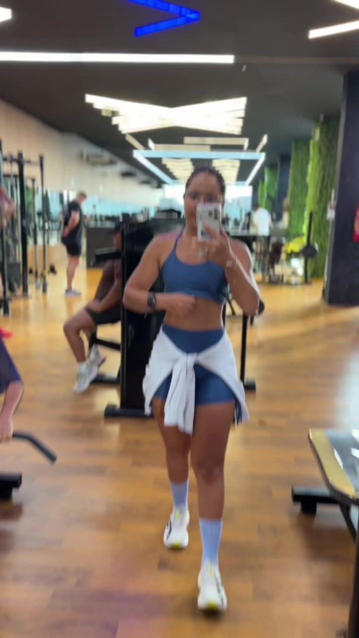 @_camilaeloi