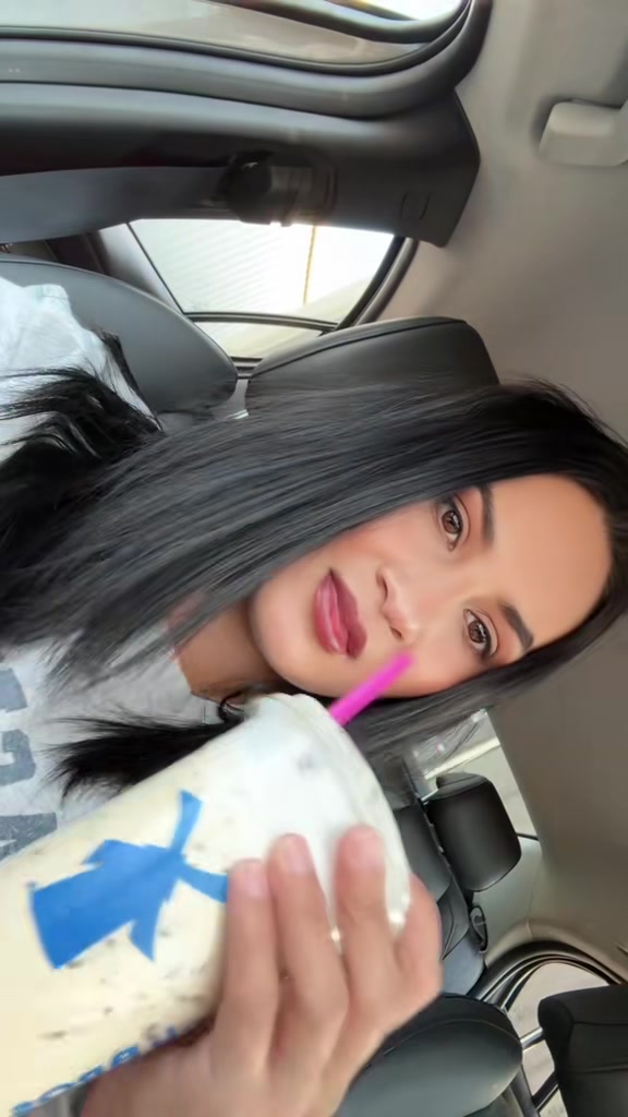 @Desss🎀
