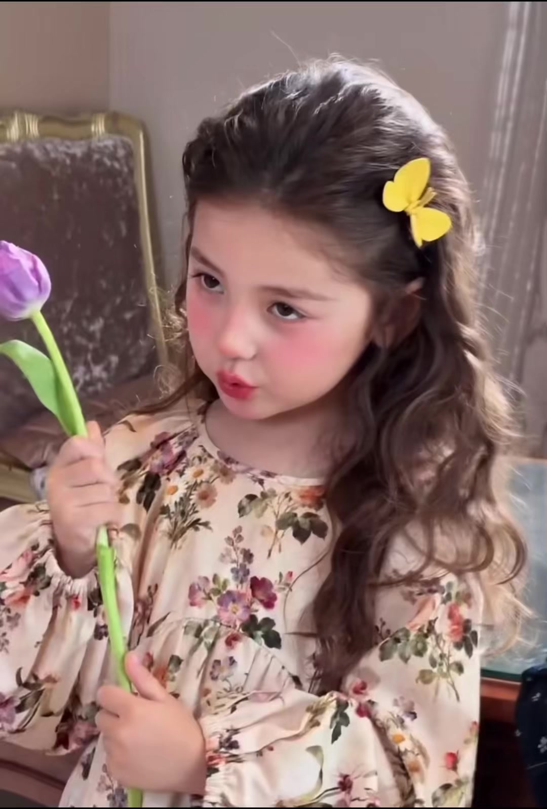@Anisha baby 🍓