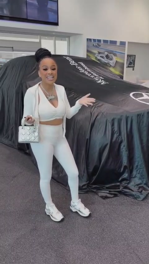 @CreditwithIyania