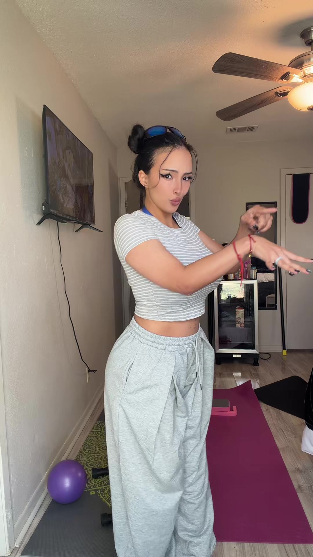 @LaurenP