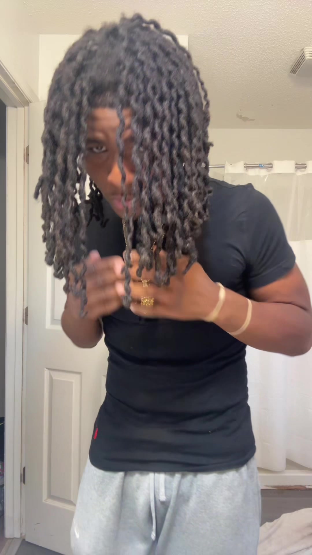 @5foot9lyingdreadhead