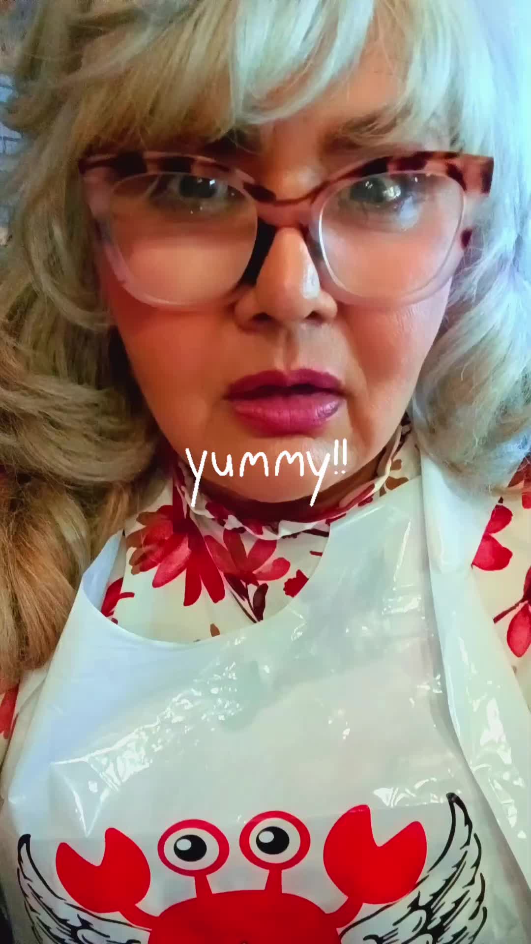 @Elena Flores
