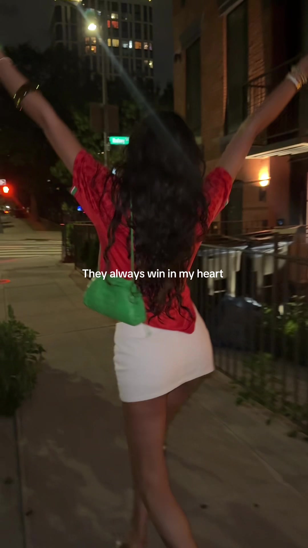 @aripooyaa