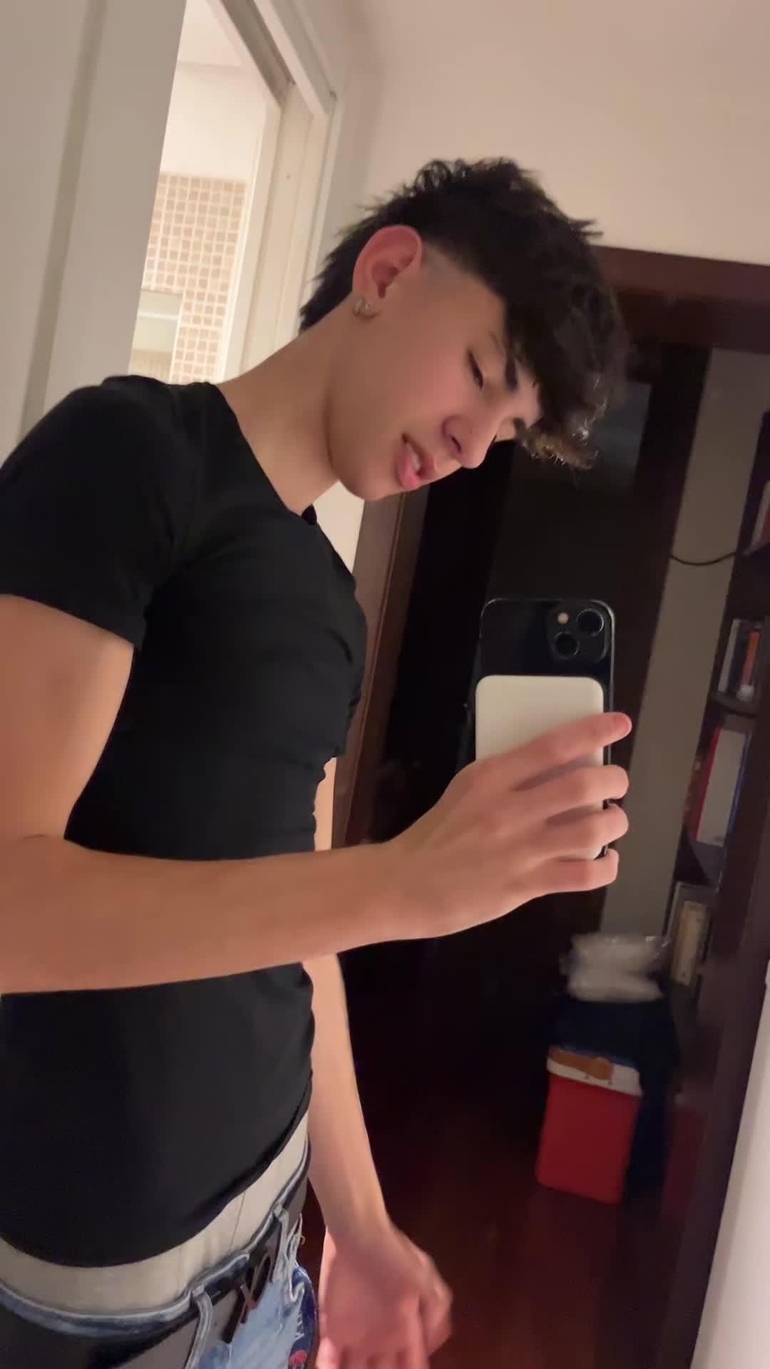 @🌪️