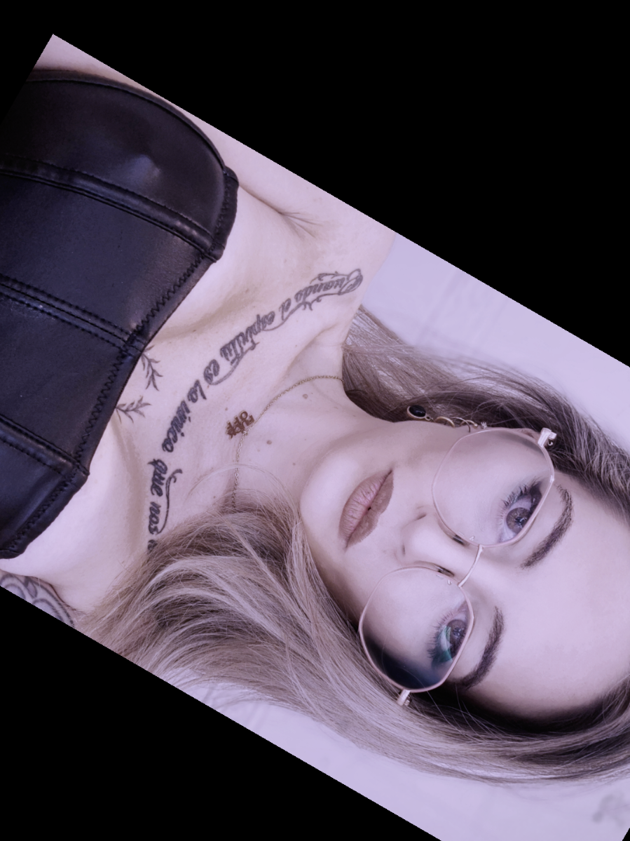 @Emmica🖤 DjDeLuccîa