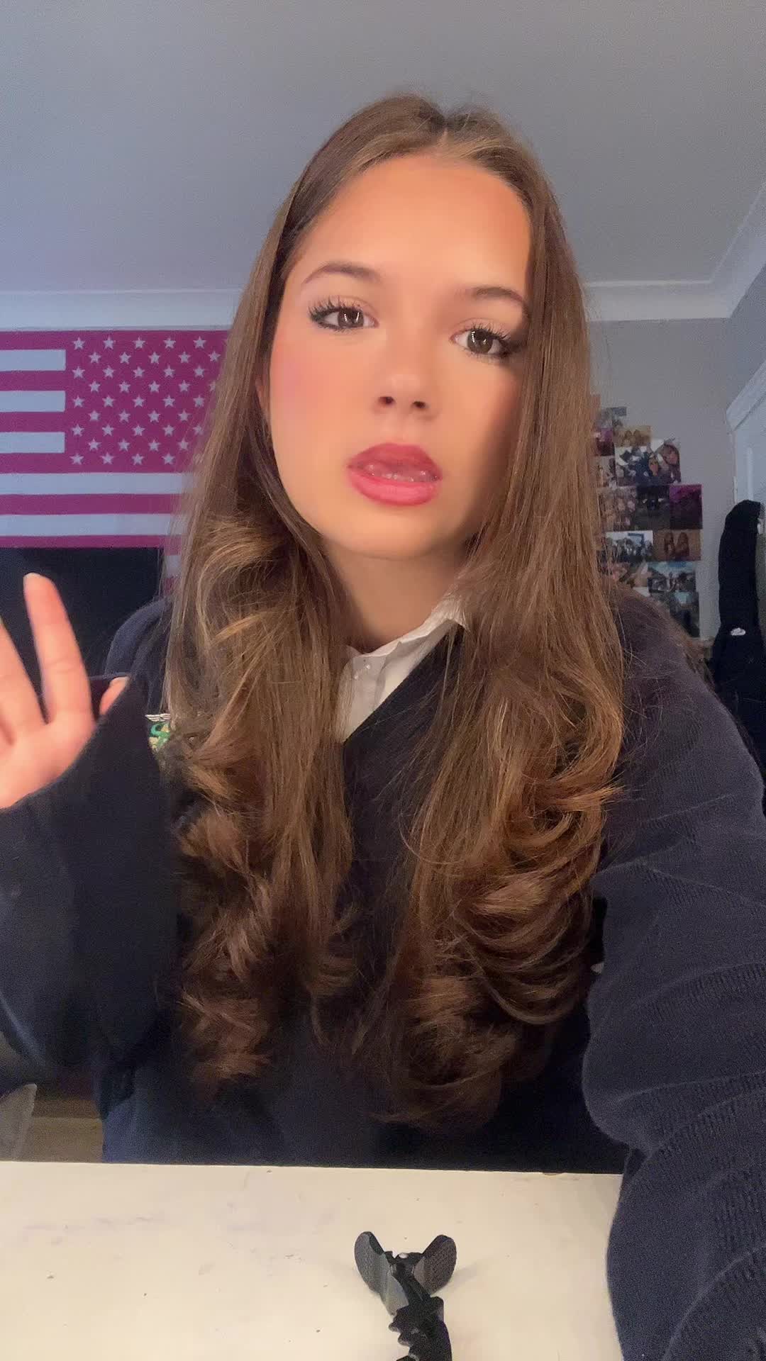 @oliviaamallik