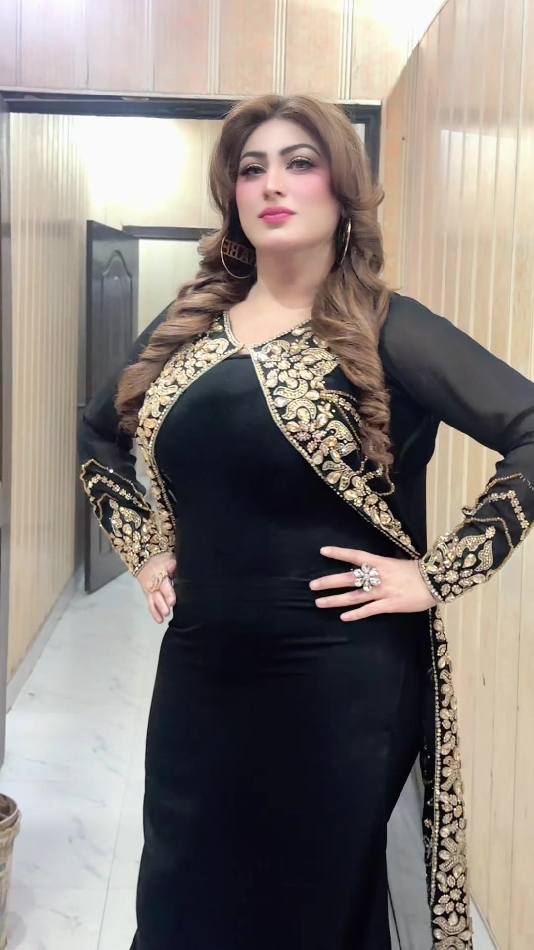 @Ayesha Ch