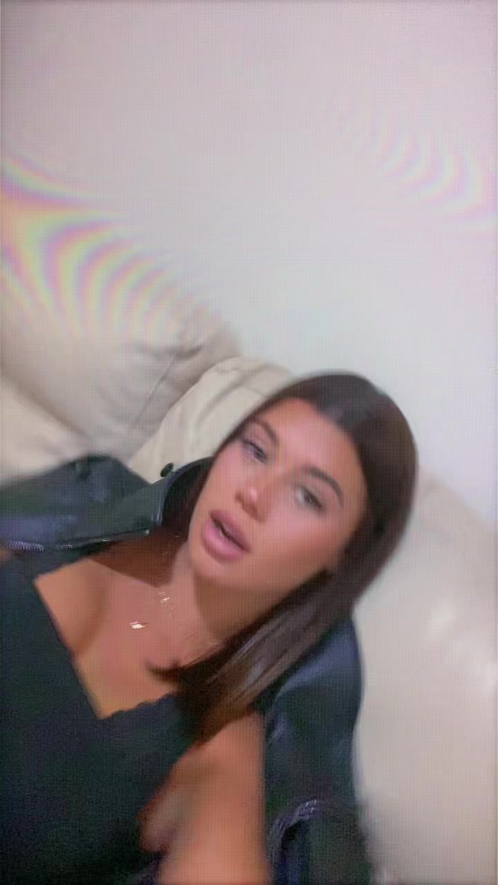 @Sofia🦂
