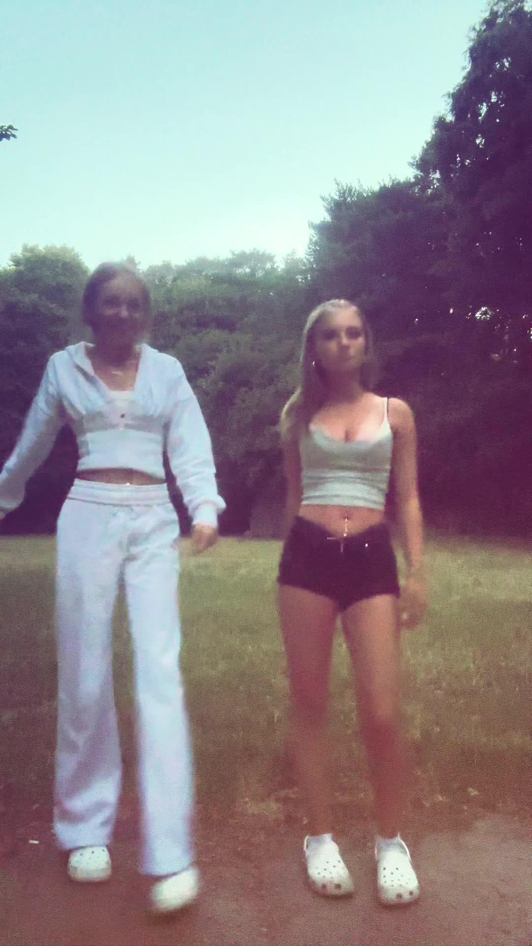 @𝑙𝑖𝑙𝑙𝑦𝑠~𝑠𝑝𝑎𝑚🐆🍒🪩