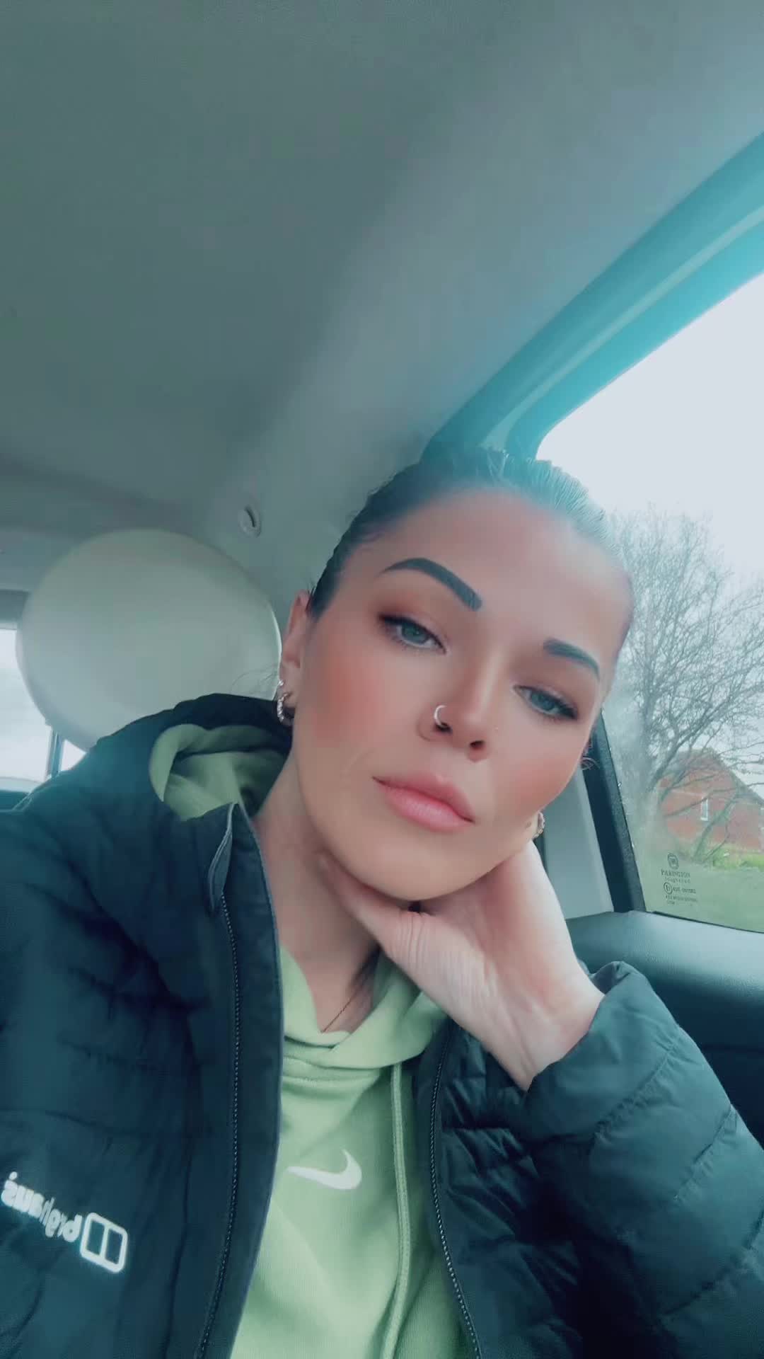@N1kk1L0v3