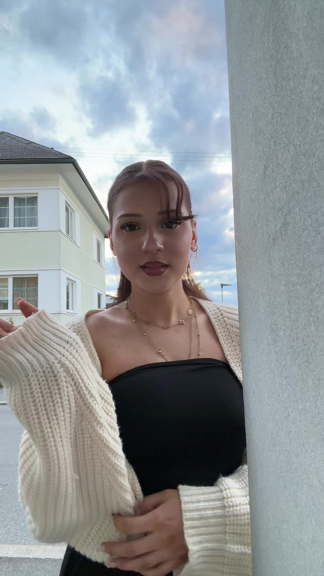 @𝐌𝐞𝐝𝐢𝐧𝐞