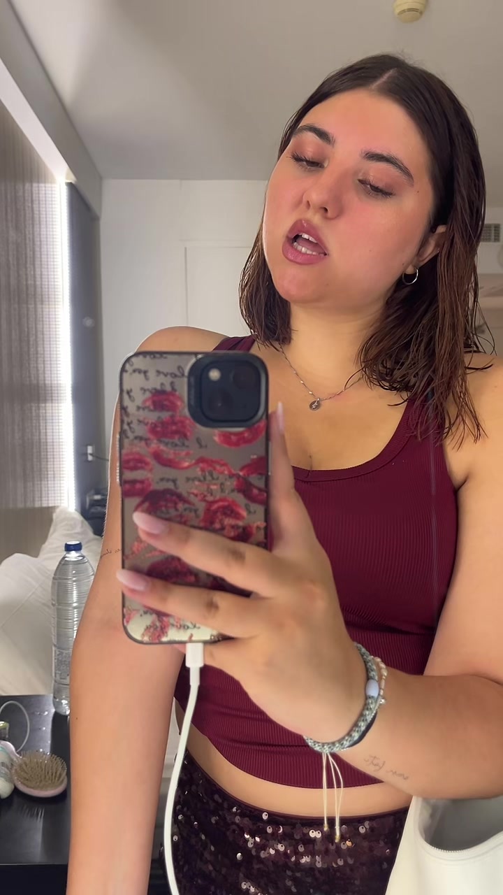 @laura