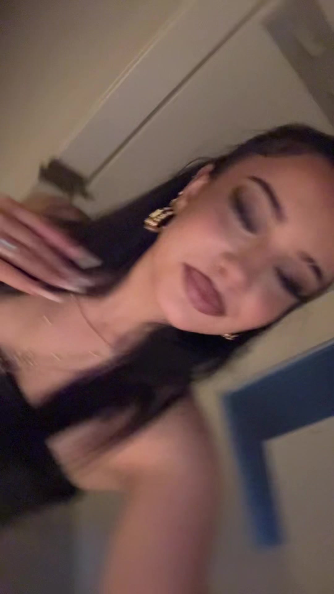 @unknwnee_