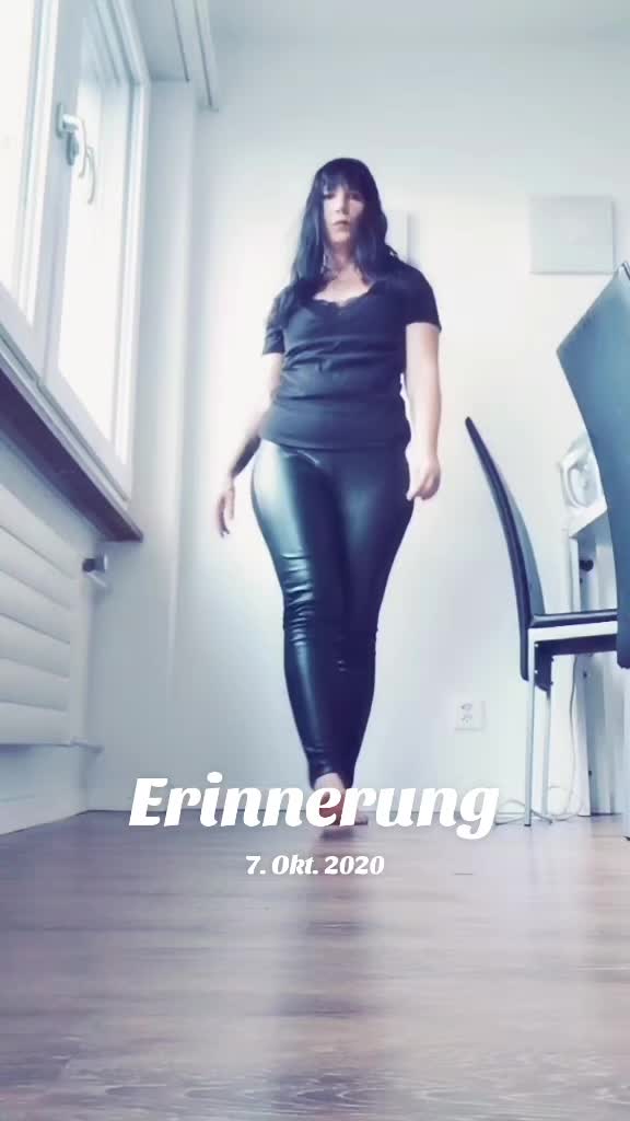 @Lady_Swiss86
