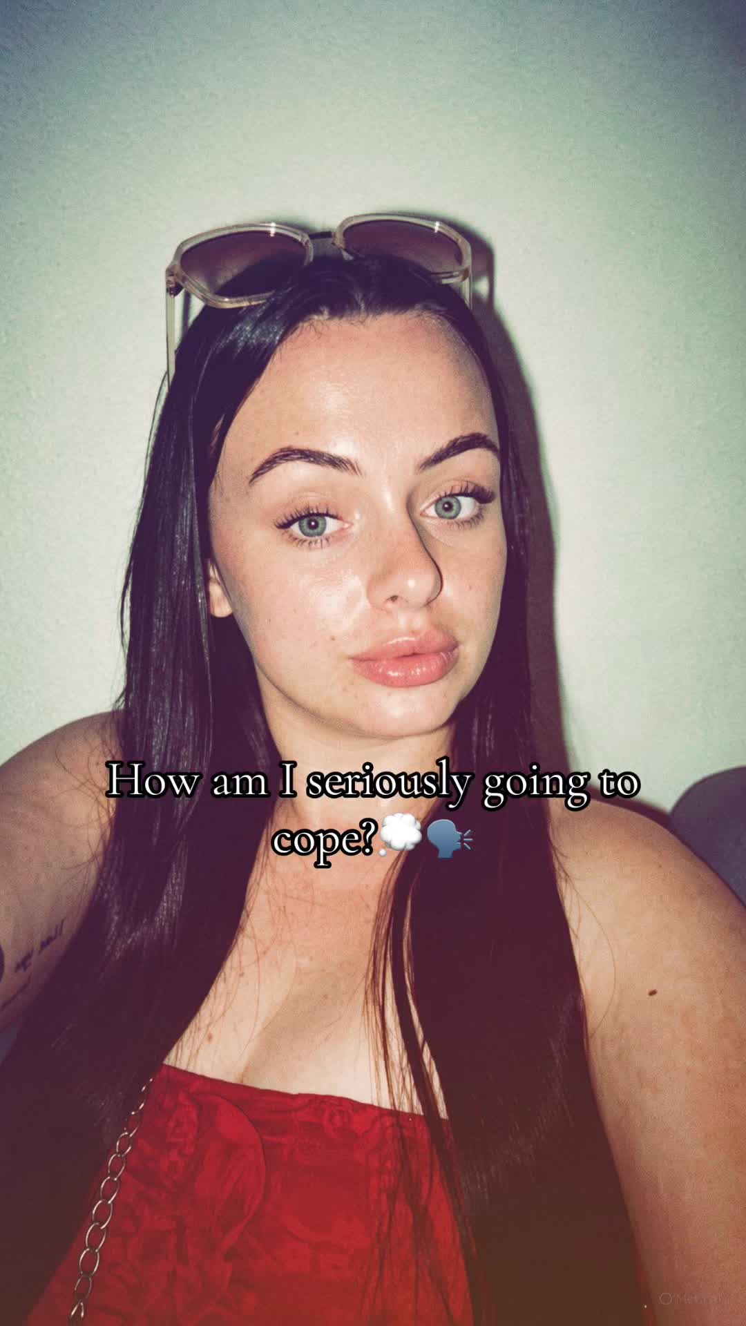 @Nicole🖤