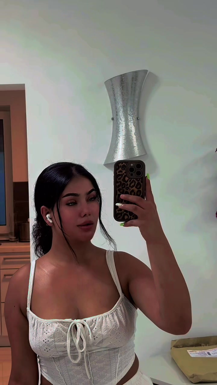 @mobina_dadmohamadi