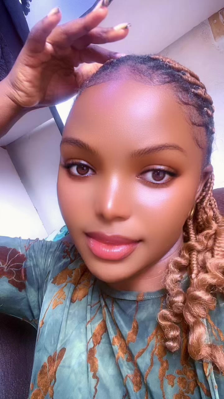 @🤍🎀Brie🫧🌸