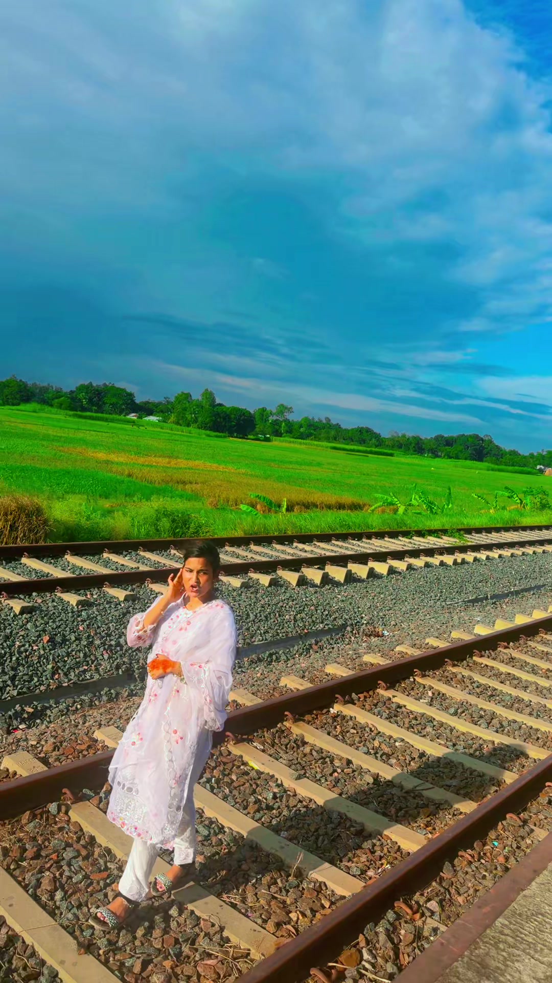 @পাবনার মেয়ে 💃চাঁদনী 😜