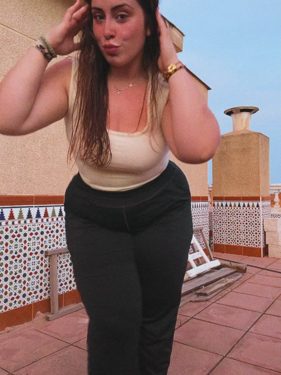 @LEYLA👑
