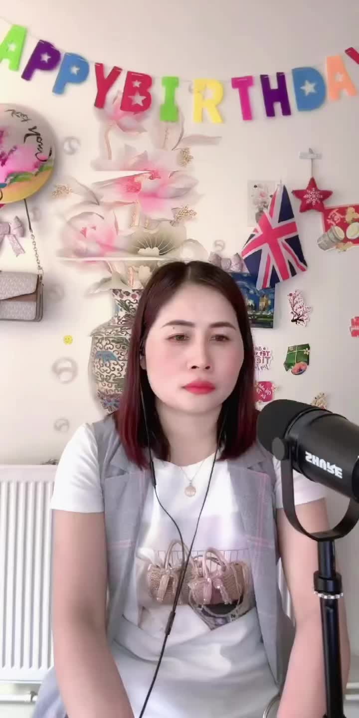 @Huyền Vũ 🇻🇳🇬🇧