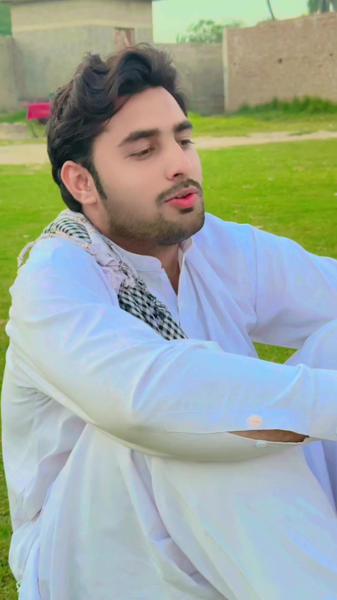 @Shakir Awan✨