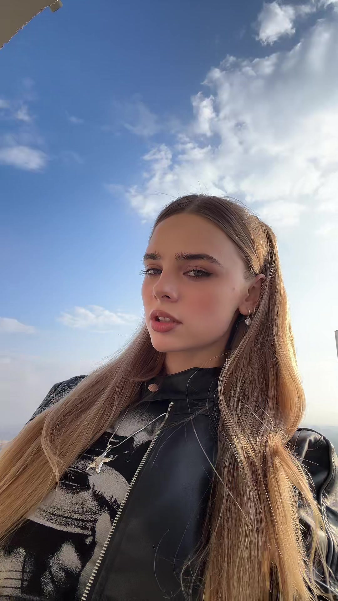 @glo0mz