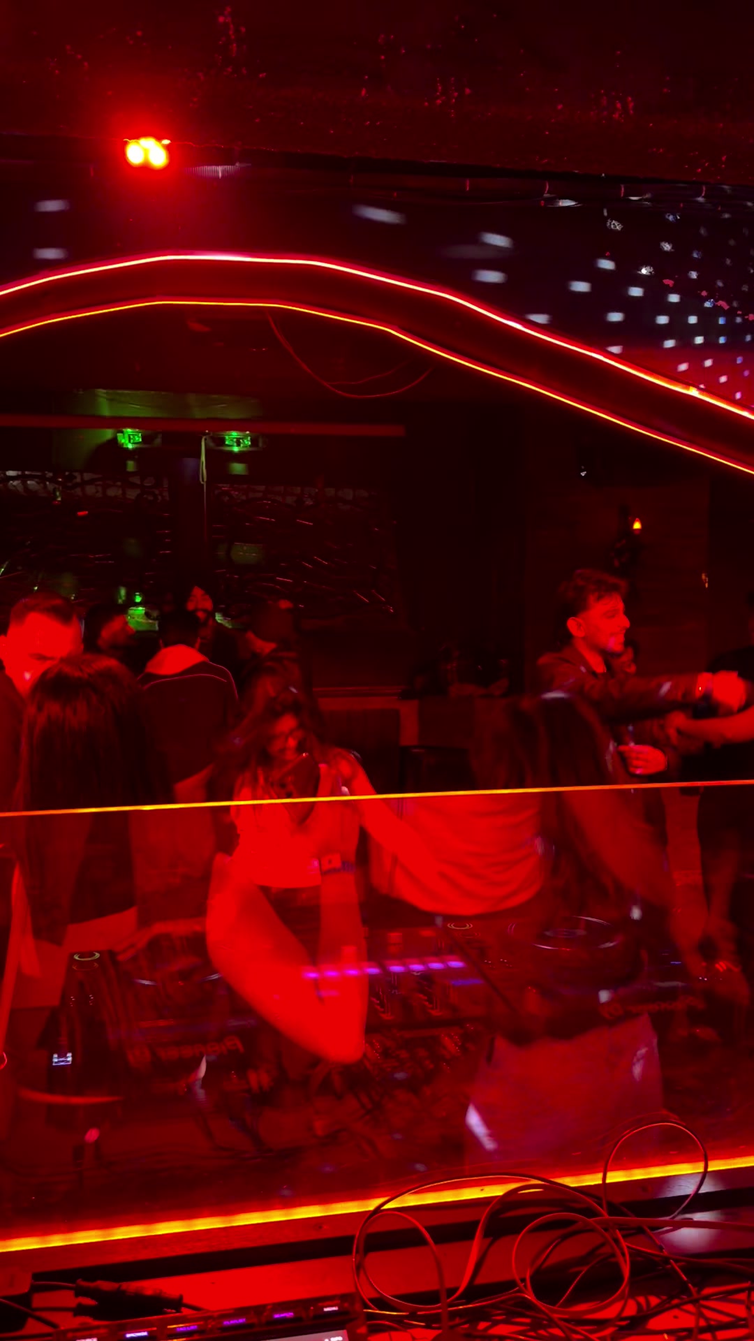 @Chaise lounge