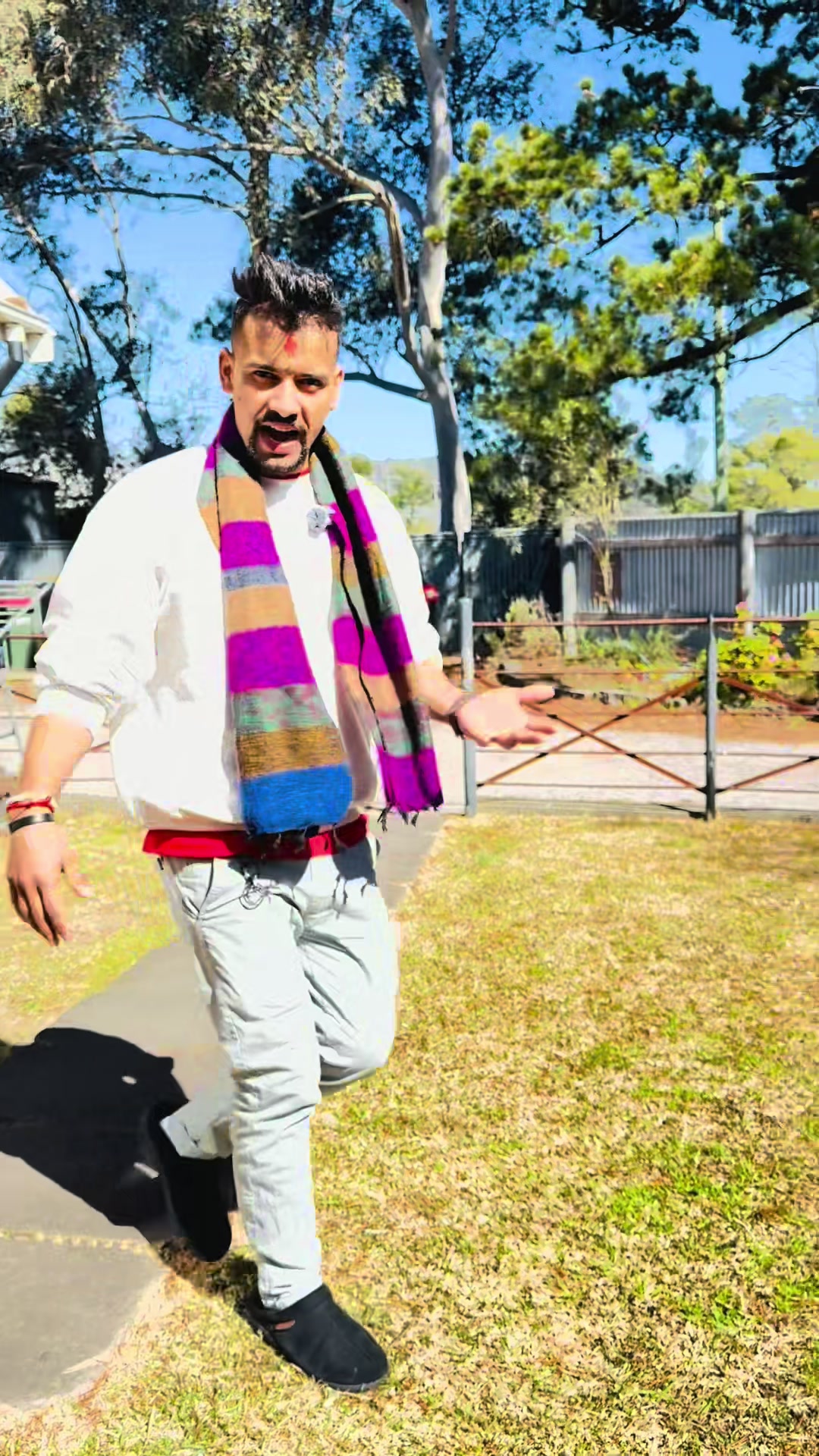 @भोटु~1996!