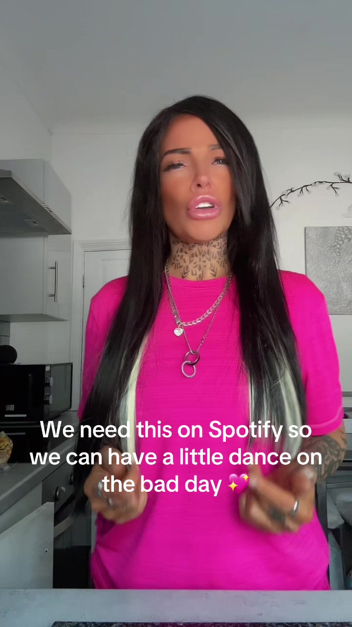 @HailsworthGetto🌈