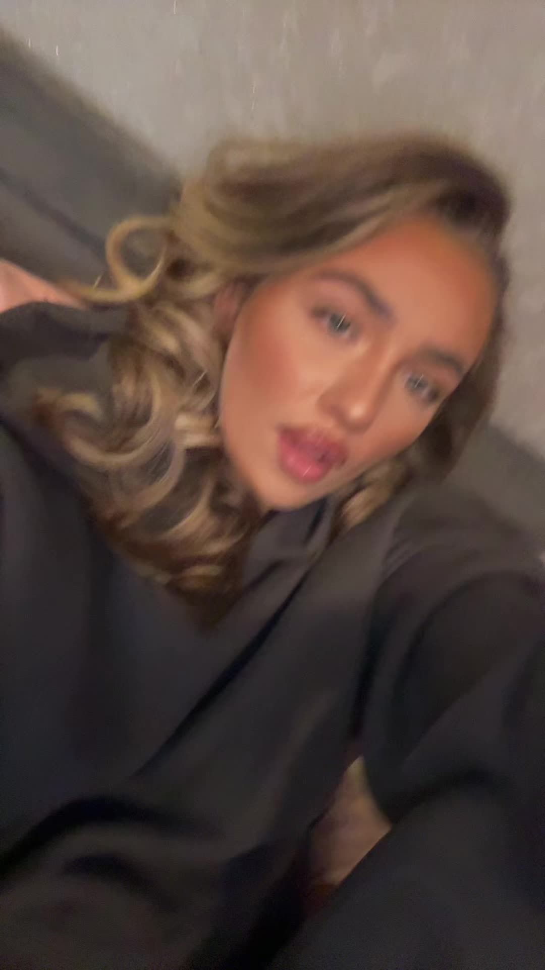 @Kayla_emily