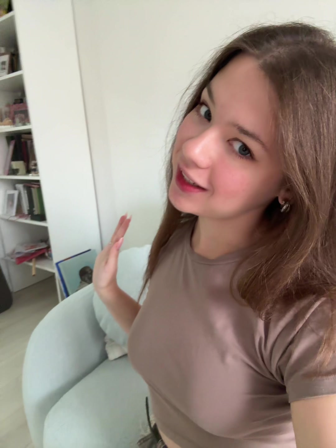 @Крошка от хлеба