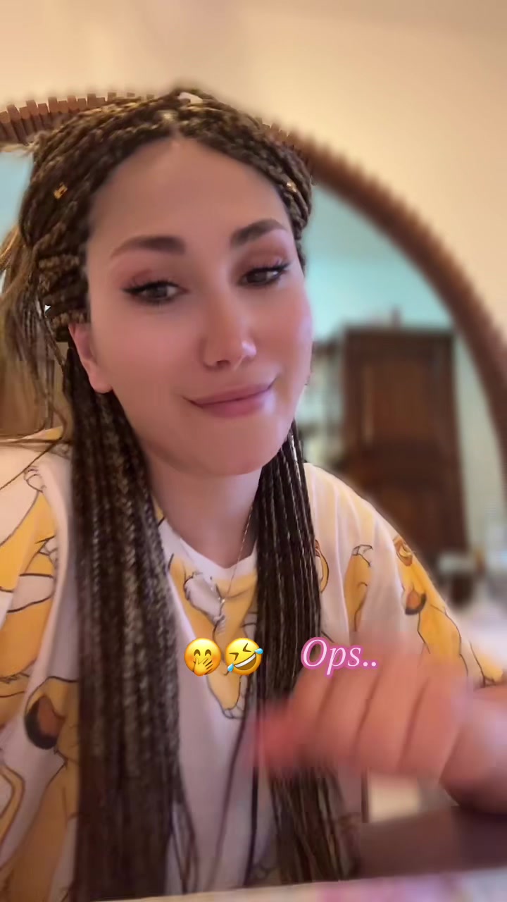 @⚜️•𝓓𝓮𝓼𝓲•⚜️