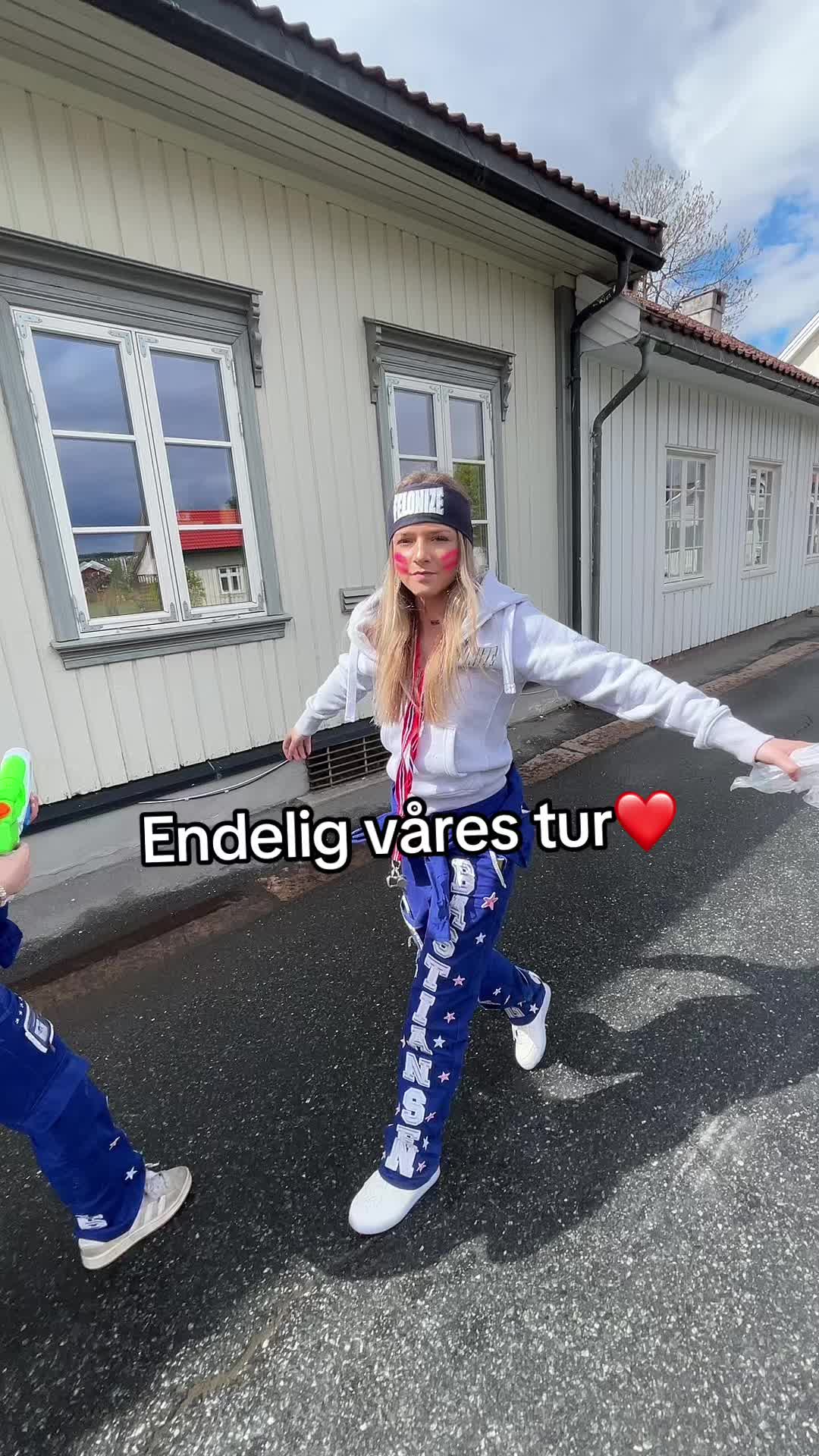 @celinlb2007