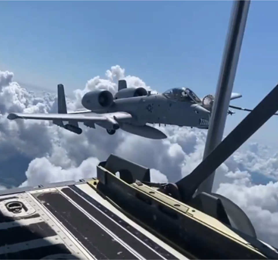 @warfootage
